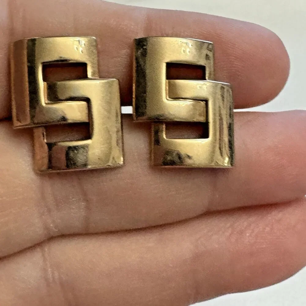 Signed Swank Vintage Gold Tone Interlocking Square Cufflinks 0.75